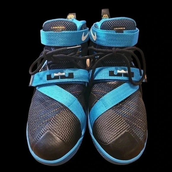 Nike LeBron Soldier IX Kids Sneakers/Shoes - Size 7Y - Blue/Black - Picture 2 of 7